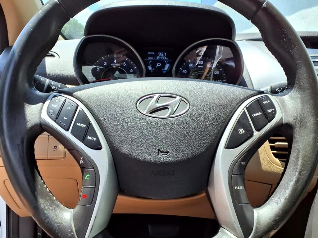 Hyundai Elantra Limited 2012