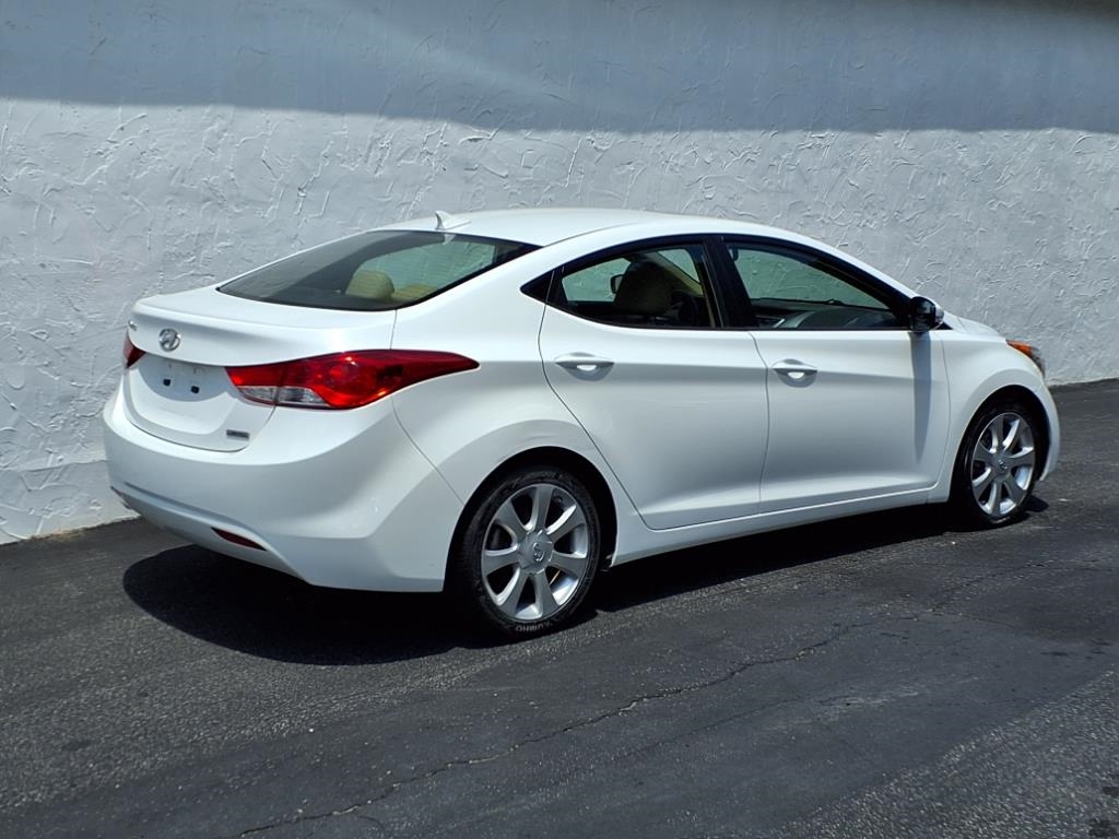 Hyundai Elantra Limited 2012