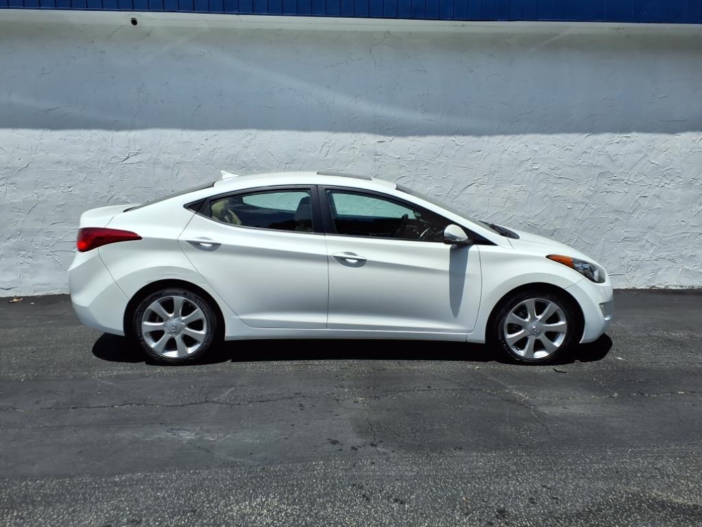 Hyundai Elantra Limited 2012