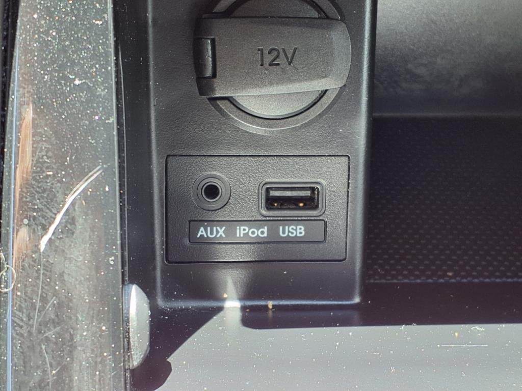 Hyundai Elantra Limited 2012