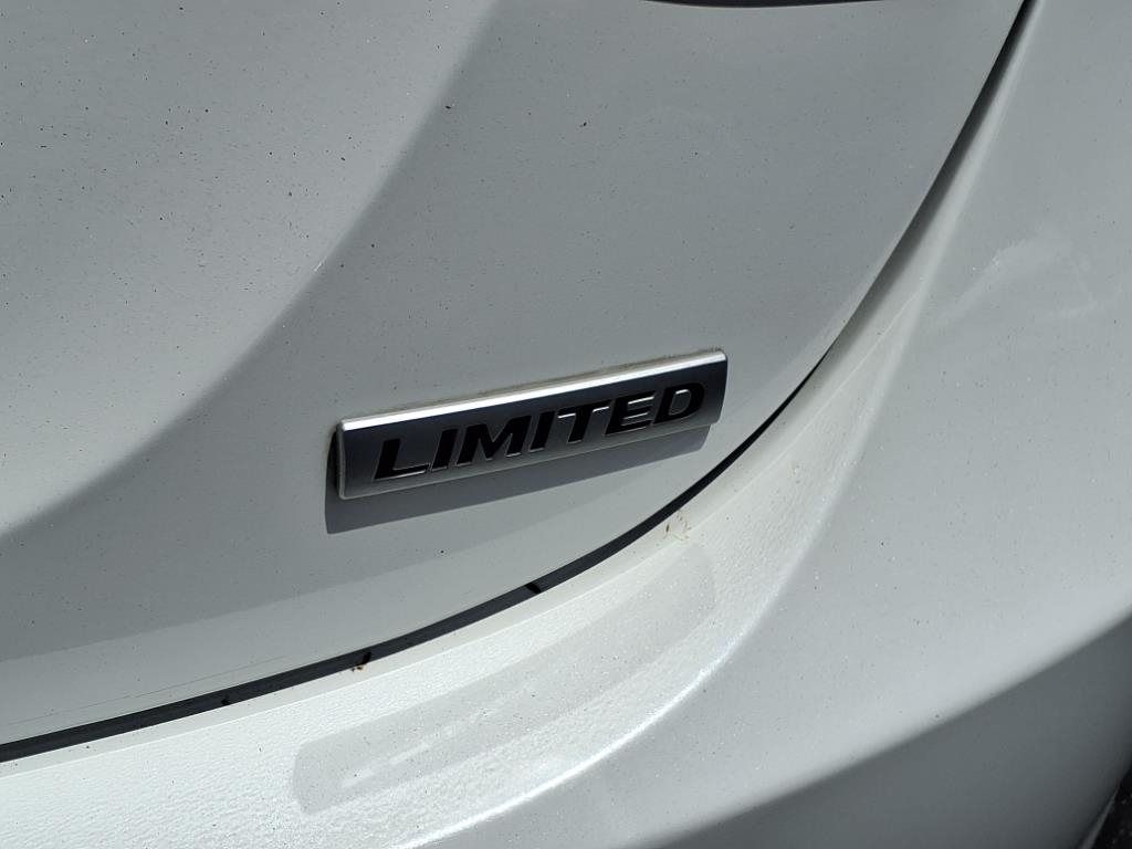 Hyundai Elantra Limited 2012