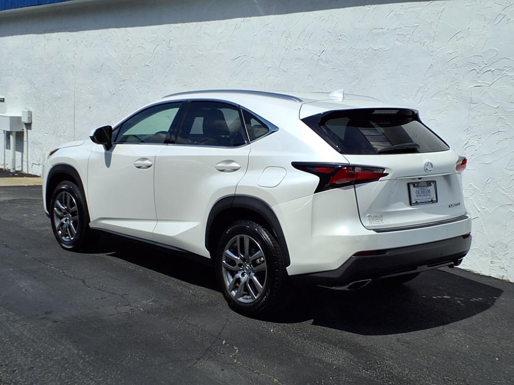 Lexus NX 200t FWD 2016 Lexus NX 200t FWD 2016