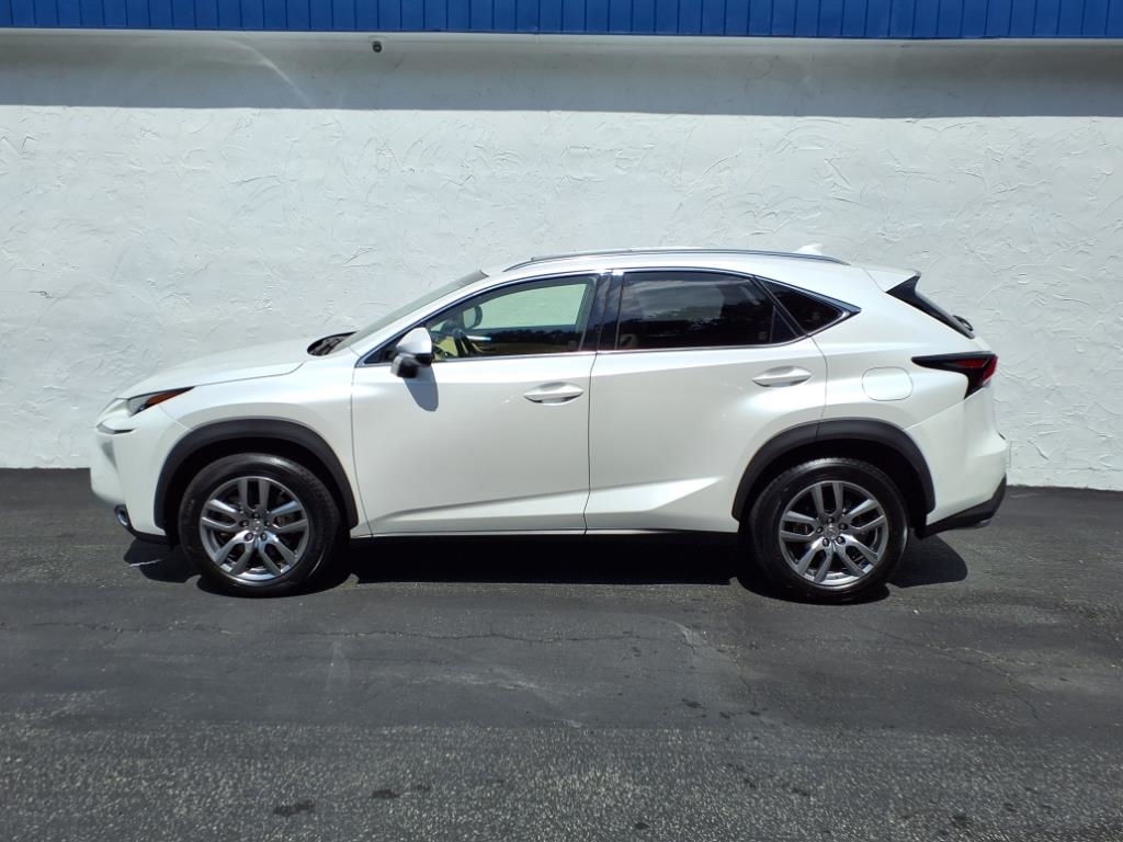 Lexus NX 200t FWD 2016 Lexus NX 200t FWD 2016