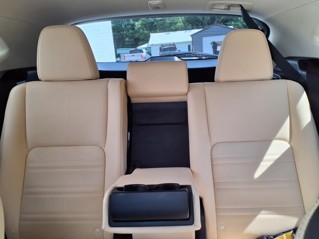 Lexus NX 200t FWD 2016 Lexus NX 200t FWD 2016