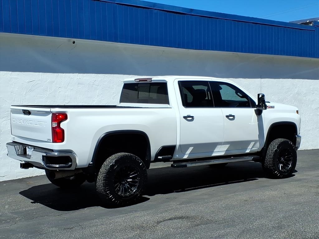 Chevrolet Silverado 2500HD LTZ Crew Cab Long Box 4WD 2020 Chevrolet Silverado 2500HD LTZ Crew Cab Long Box 4WD 2020