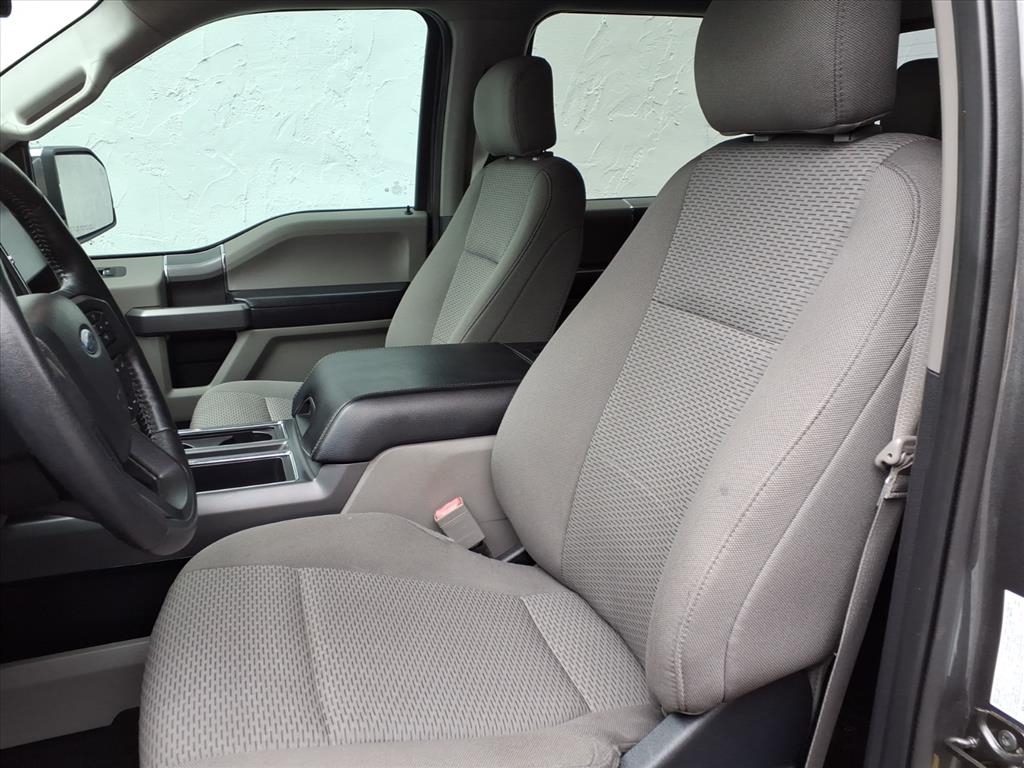 Ford F-150 XLT SuperCrew 6.5-ft. Bed 4WD 2020 Ford F-150 XLT SuperCrew 6.5-ft. Bed 4WD 2020