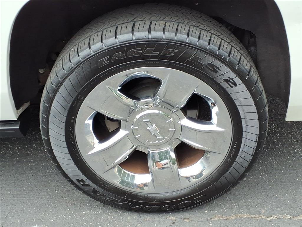 Chevrolet Suburban LTZ 4WD 2016 Chevrolet Suburban LTZ 4WD 2016