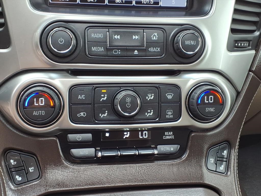 Chevrolet Suburban LTZ 4WD 2016 Chevrolet Suburban LTZ 4WD 2016