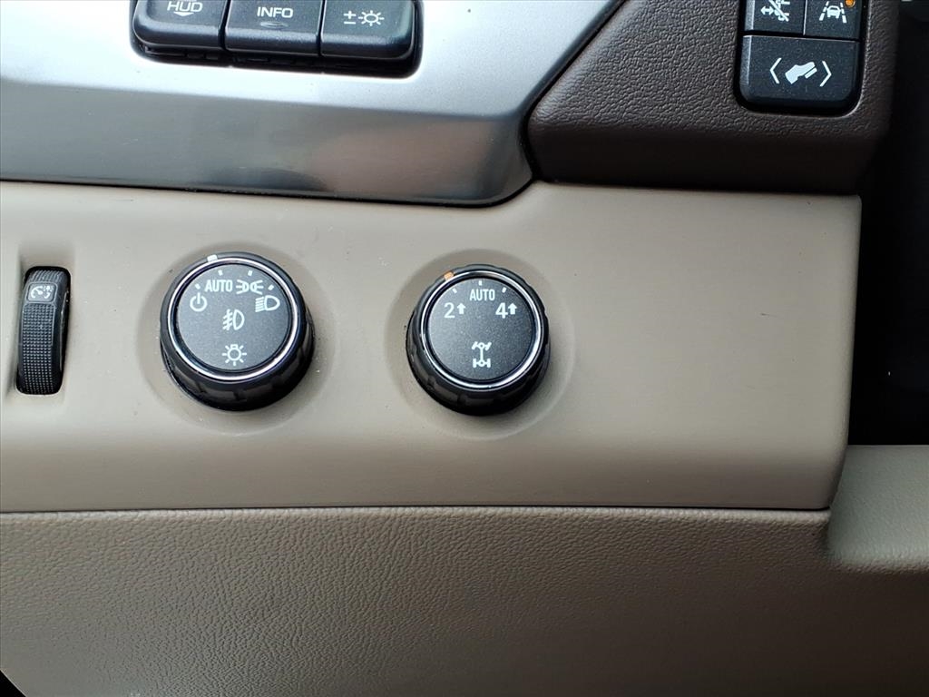 Chevrolet Suburban LTZ 4WD 2016 Chevrolet Suburban LTZ 4WD 2016