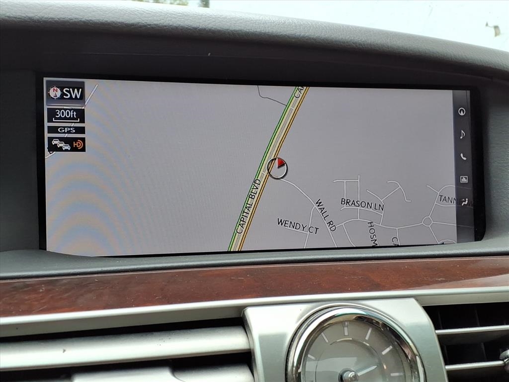 Lexus LS 460 RWD 2017