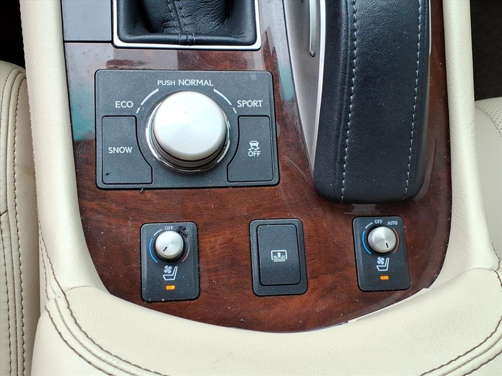 Lexus LS 460 RWD 2017