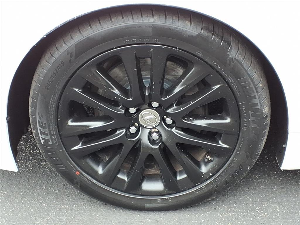 Lexus LS 460 LS 460 RWD 2017