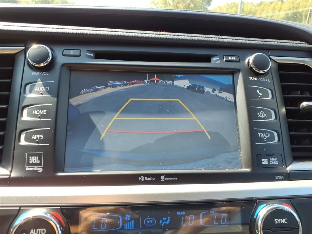 2014 Toyota Highlander Limited photo 21