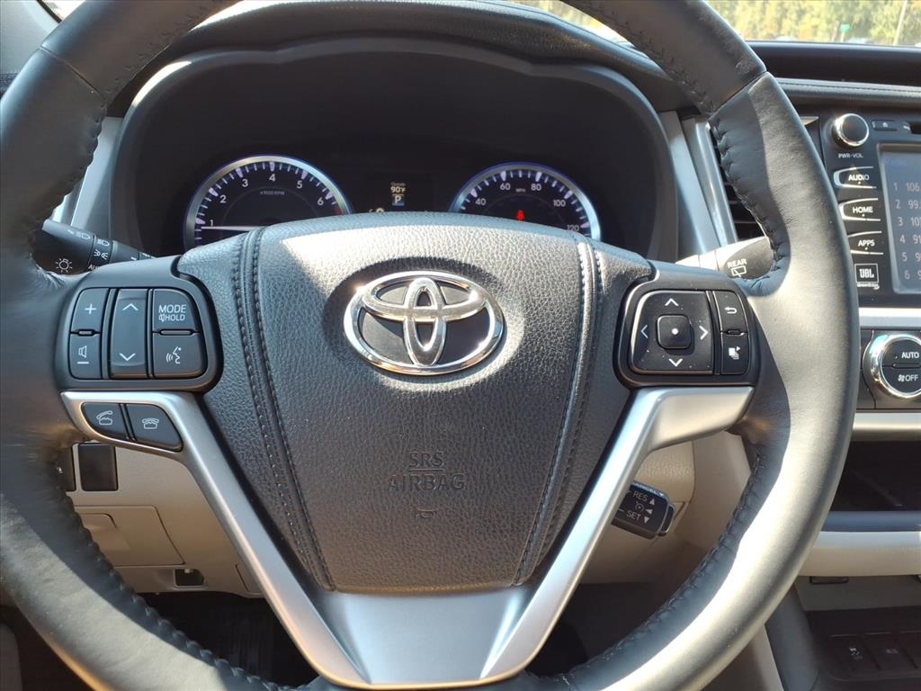 2014 Toyota Highlander Limited photo 27
