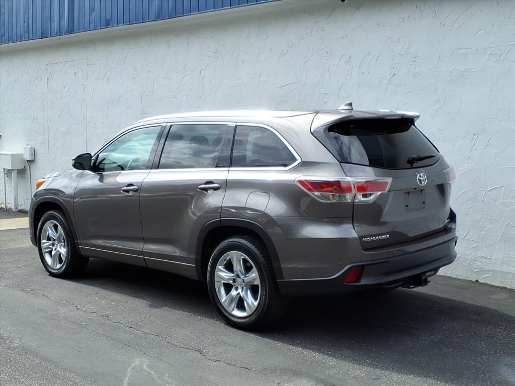 2014 Toyota Highlander Limited photo 8