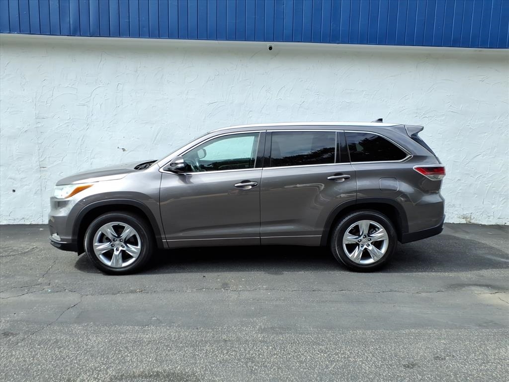 2014 Toyota Highlander Limited photo 9