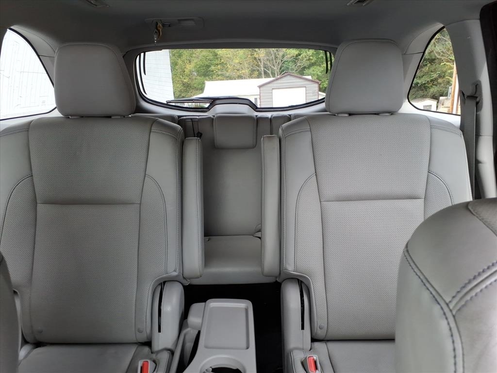 2014 Toyota Highlander Limited photo 20