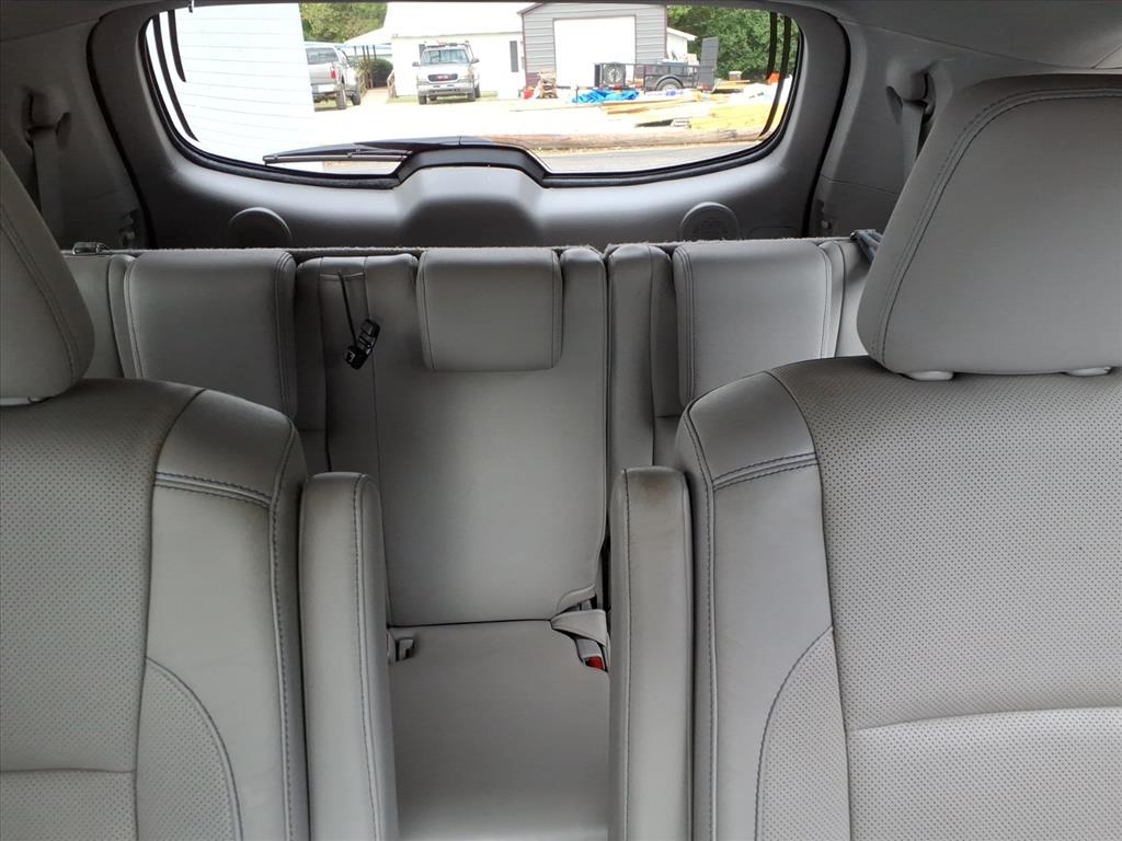 2014 Toyota Highlander Limited photo 21