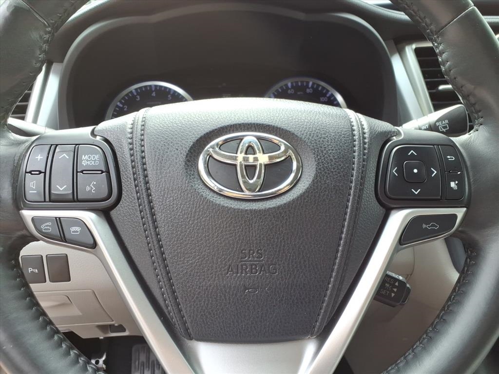 2014 Toyota Highlander Limited photo 28