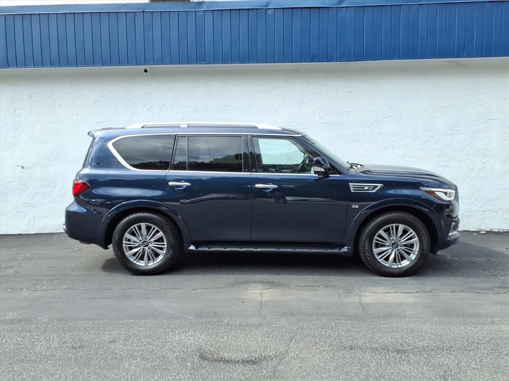 2020 Infiniti QX80 Luxe photo 2