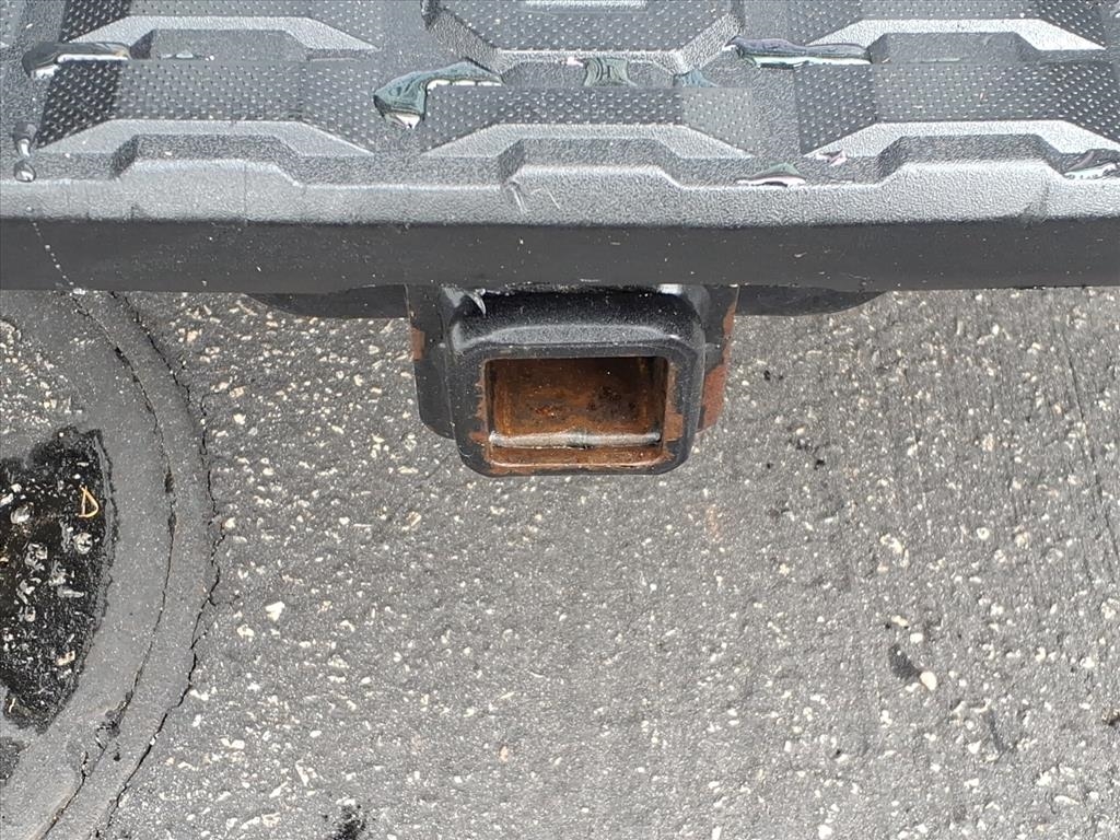 Toyota Tacoma SR5 Double Cab Long Bed V6 6AT 2WD 2017 Toyota Tacoma SR5 Double Cab Long Bed V6 6AT 2WD 2017