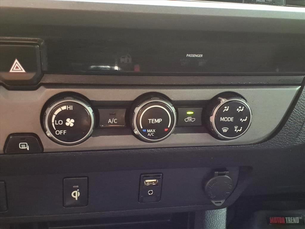 Toyota Tacoma SR5 Double Cab Long Bed V6 6AT 2WD 2017