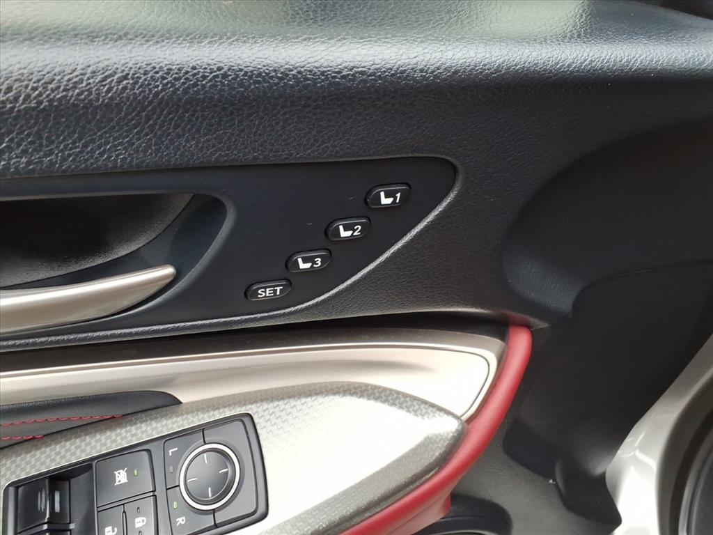 Lexus RC 200t Base 2016 Lexus RC 200t Base 2016