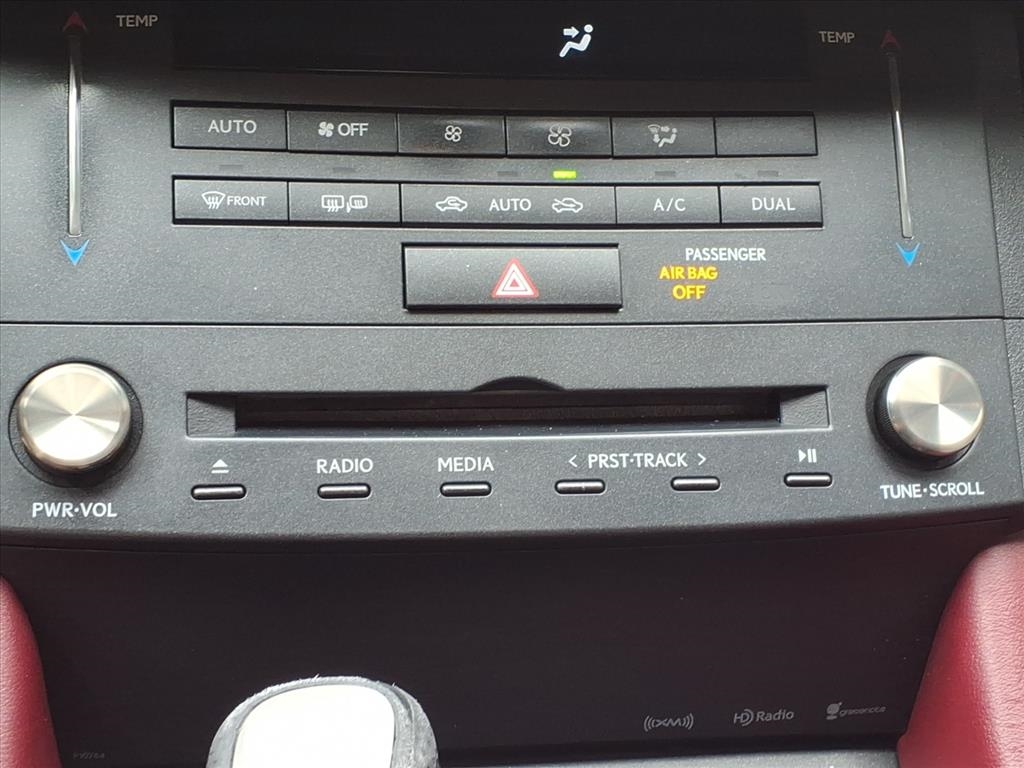 Lexus RC 200t Base 2016 Lexus RC 200t Base 2016