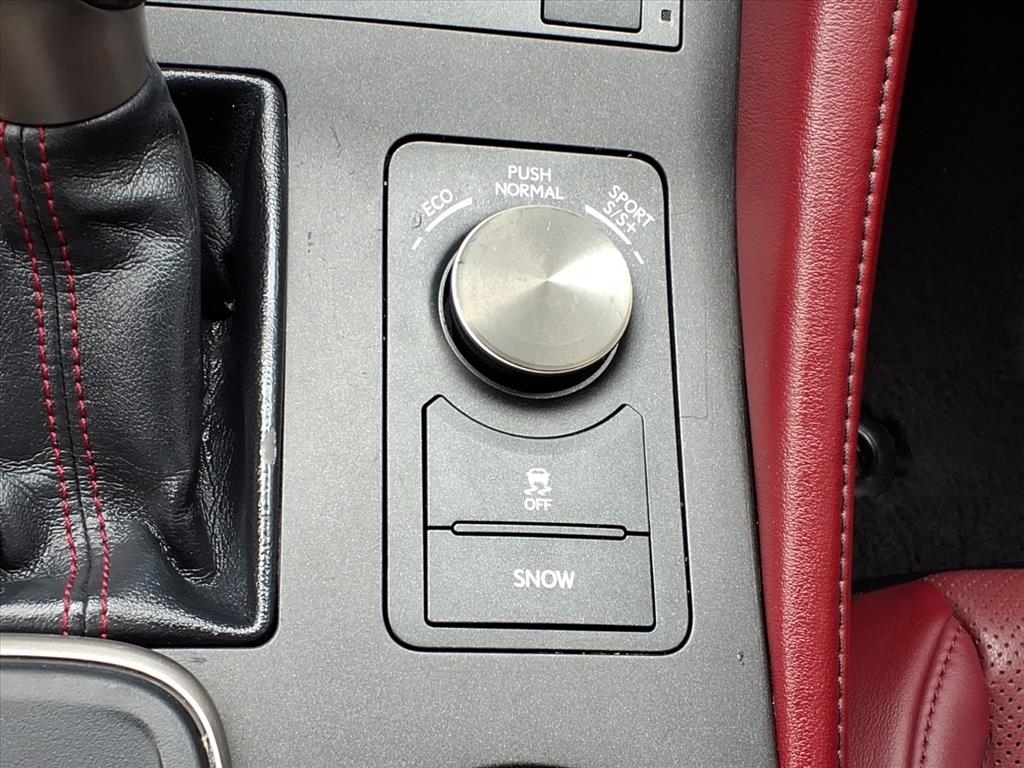 Lexus RC 200t Base 2016 Lexus RC 200t Base 2016