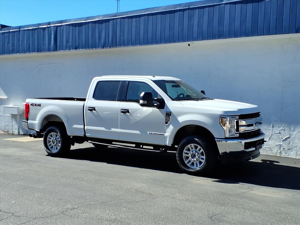 2019 Ford F-250 SD XLT Crew Cab 4WD