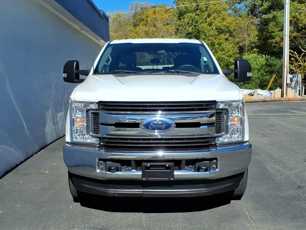 Ford F-250 SD XLT Crew Cab 4WD 2019