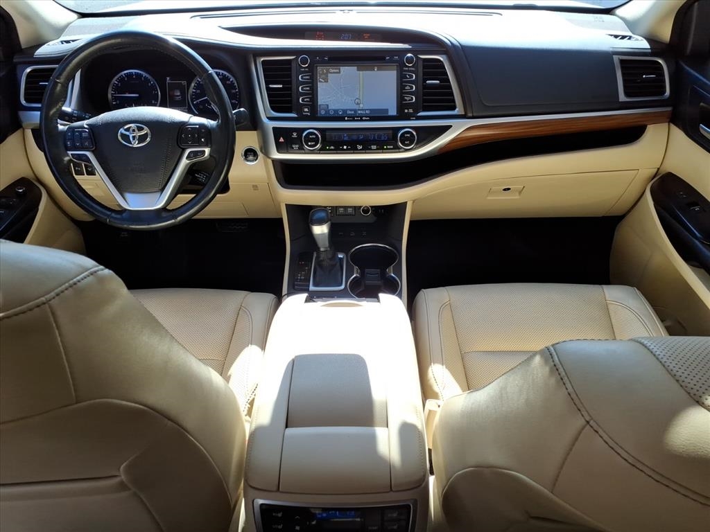 Toyota Highlander Limited AWD V6 2018