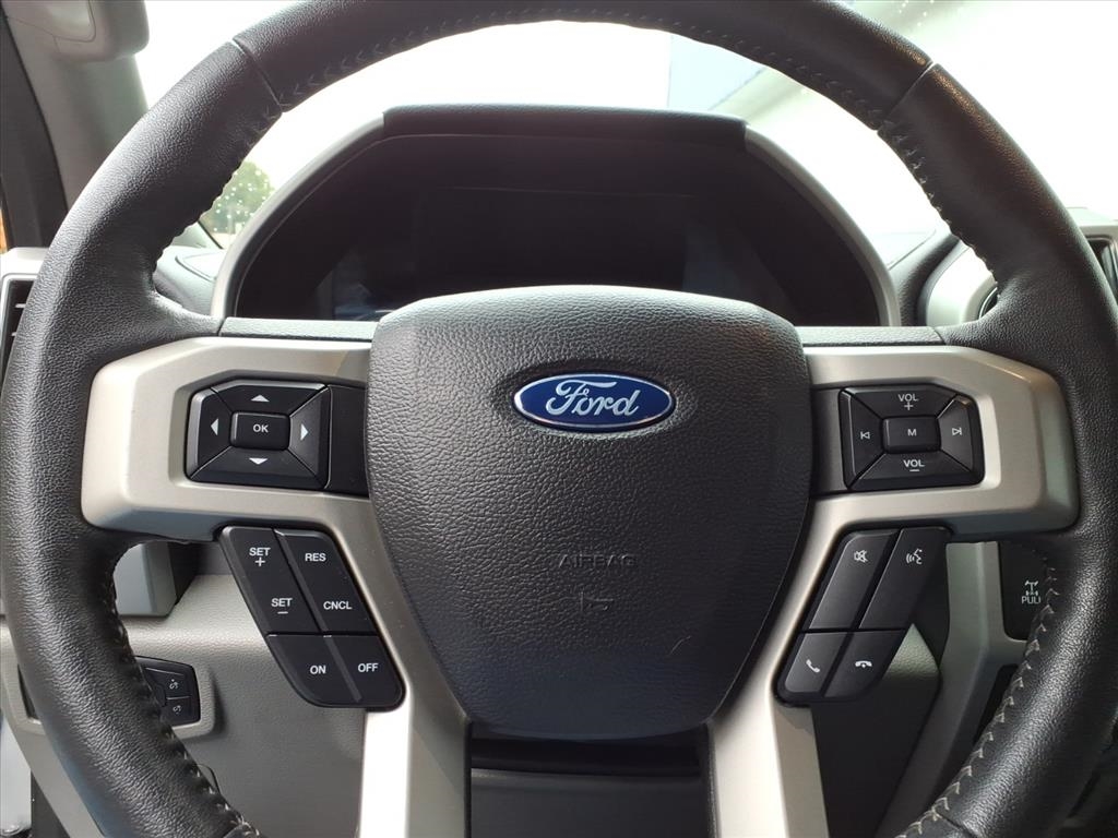 Ford F-150 Lariat SuperCrew 6.5-ft. Bed 4WD 2019 Ford F-150 Lariat SuperCrew 6.5-ft. Bed 4WD 2019