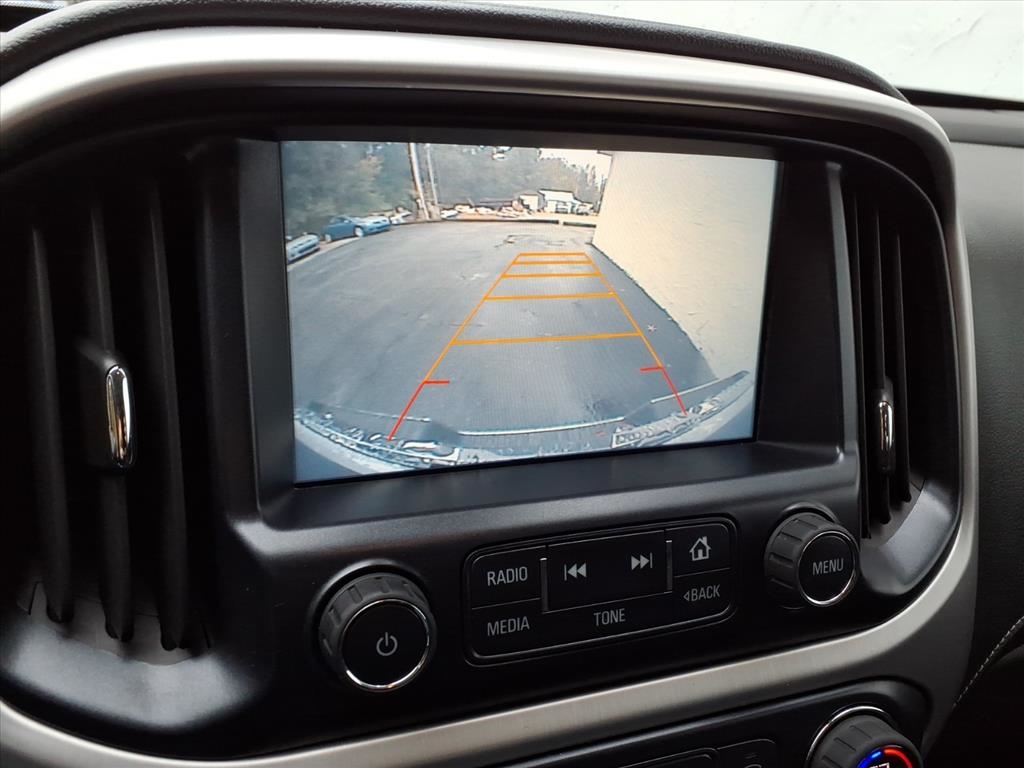 GMC Canyon SLE Crew Cab 4WD Long Box 2016 GMC Canyon SLE Crew Cab 4WD Long Box 2016