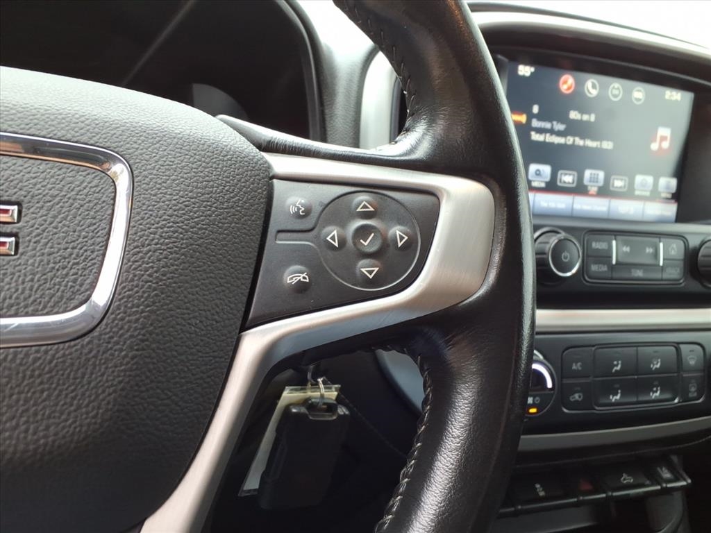 GMC Canyon SLE Crew Cab 4WD Long Box 2016 GMC Canyon SLE Crew Cab 4WD Long Box 2016