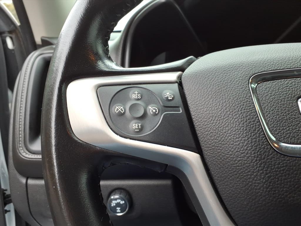 GMC Canyon SLE Crew Cab 4WD Long Box 2016 GMC Canyon SLE Crew Cab 4WD Long Box 2016