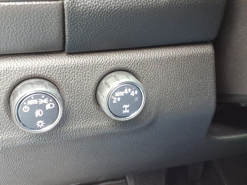 GMC Canyon SLE Crew Cab 4WD Long Box 2016 GMC Canyon SLE Crew Cab 4WD Long Box 2016