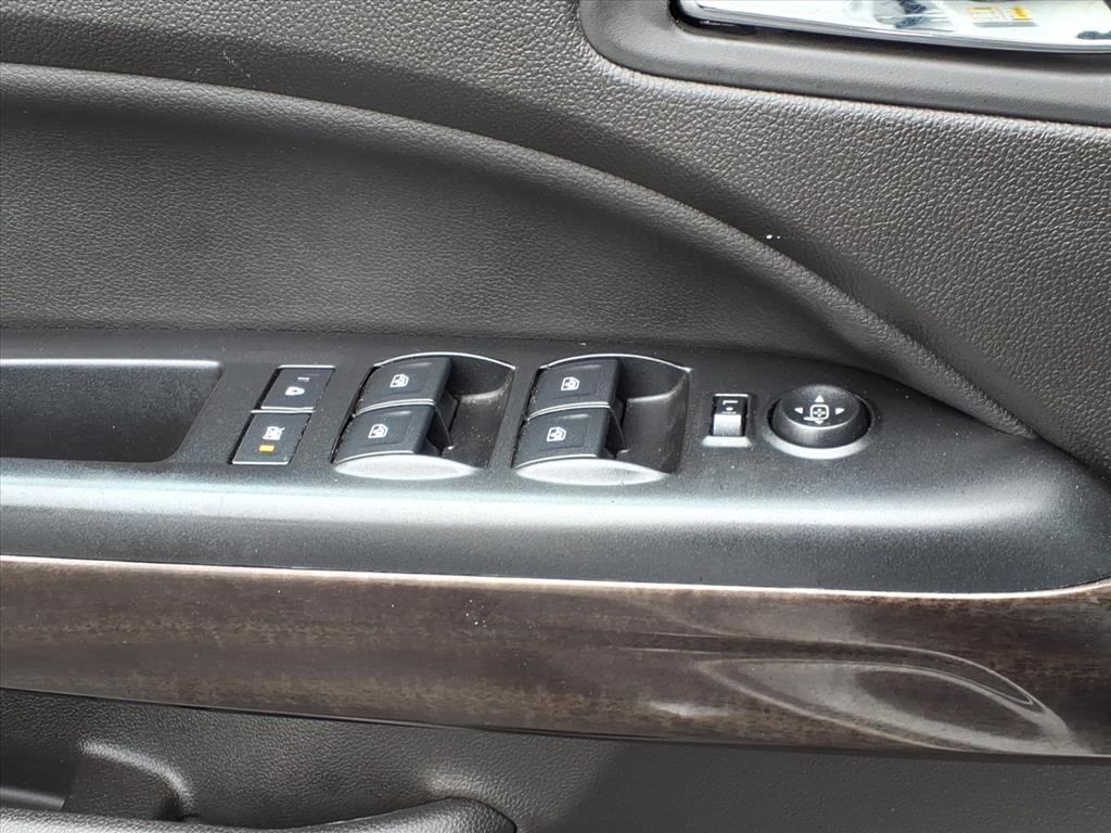 GMC Canyon SLE Crew Cab 4WD Long Box 2016 GMC Canyon SLE Crew Cab 4WD Long Box 2016