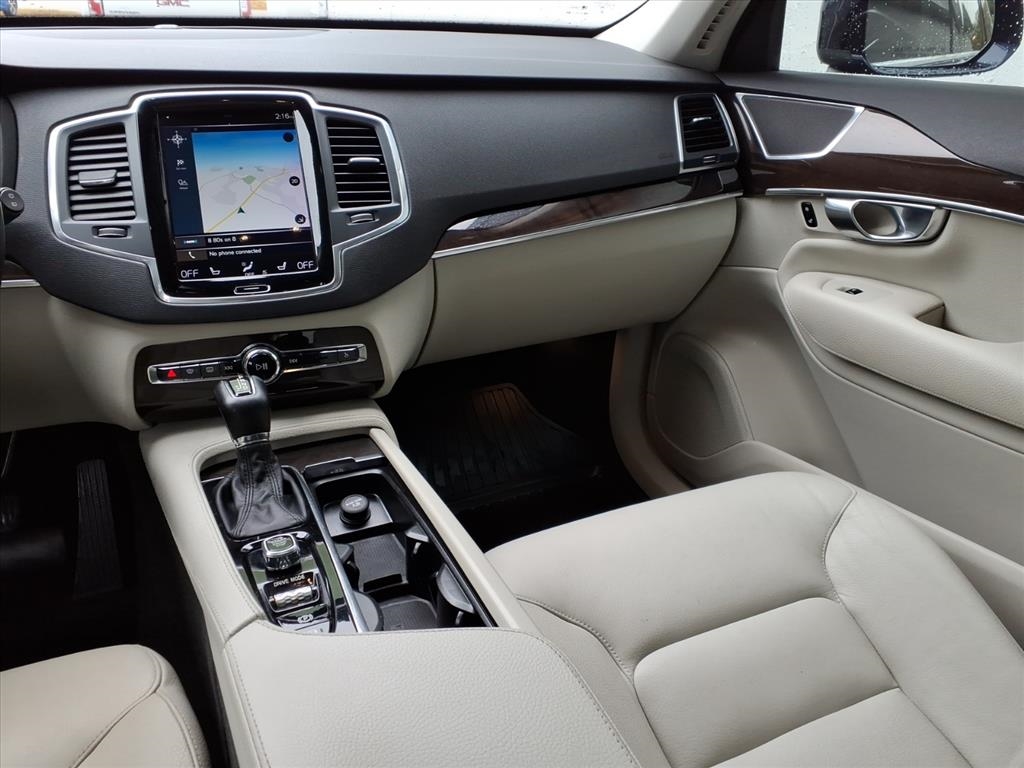 Volvo XC90 T6 Momentum AWD 2019 Volvo XC90 T6 Momentum AWD 2019