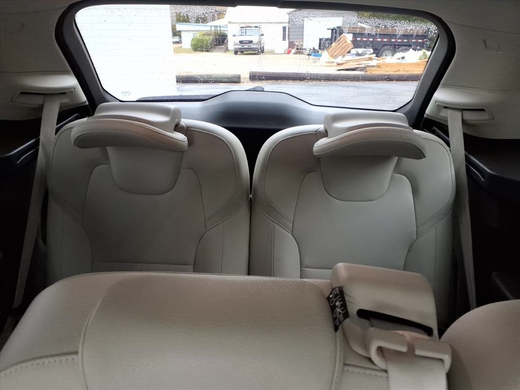 Volvo XC90 T6 Momentum AWD 2019 Volvo XC90 T6 Momentum AWD 2019