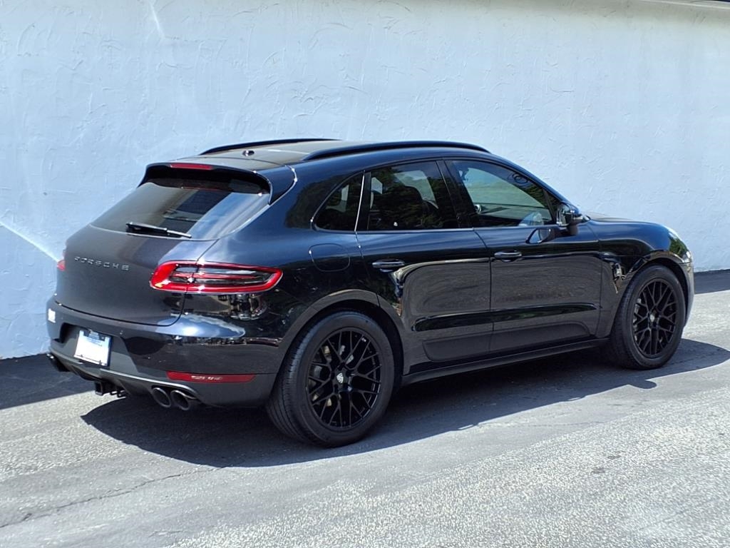 2015 Porsche Macan S photo 3