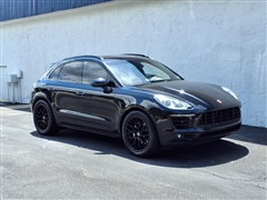 2015 Porsche Macan 