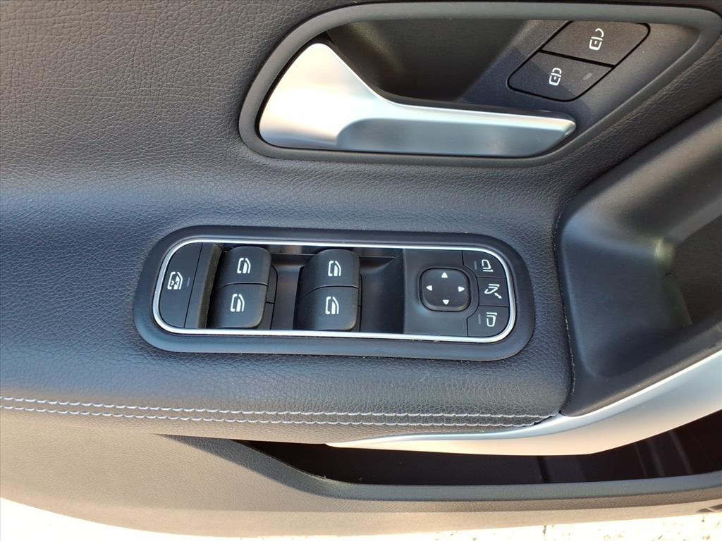 Mercedes-Benz A-Class A 220 4MATIC 2020