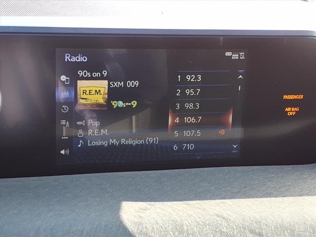 Lexus UX 200 Base 2019