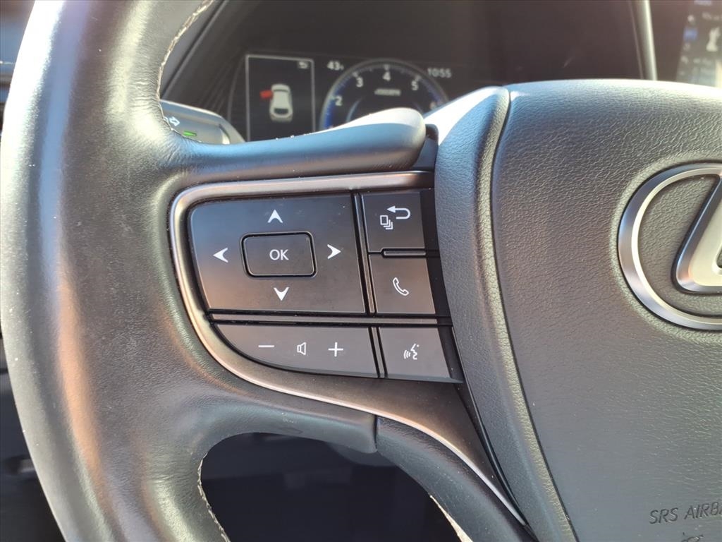 Lexus UX 200 Base 2019