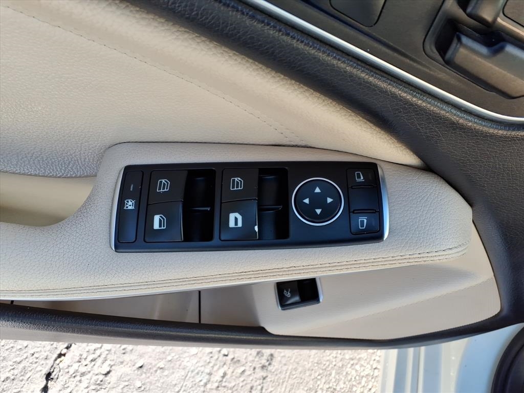 Mercedes-Benz CLA-Class CLA250 2016