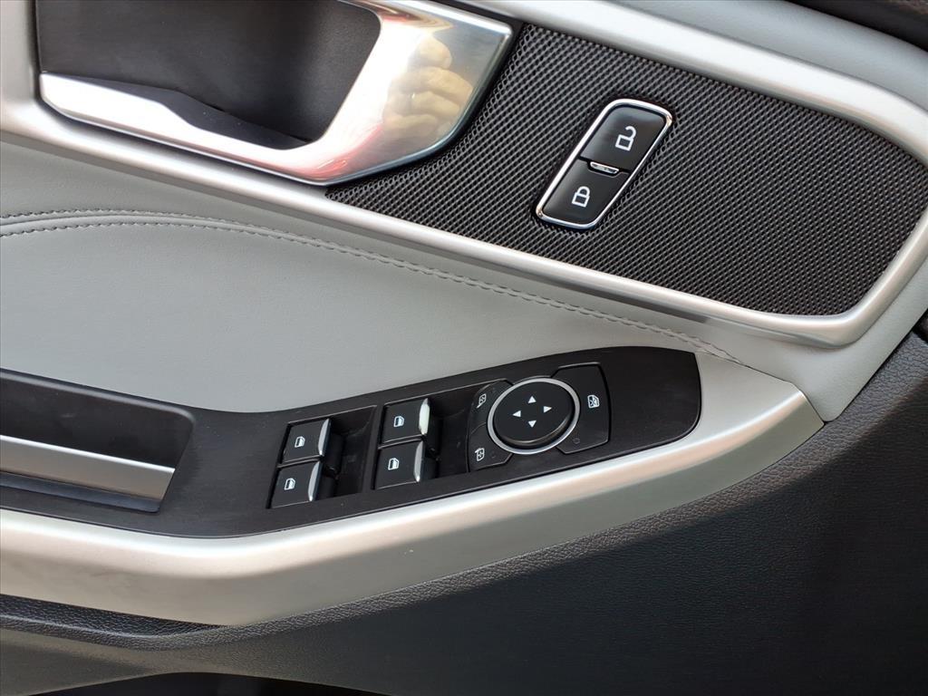 Ford Explorer XLT RWD 2021