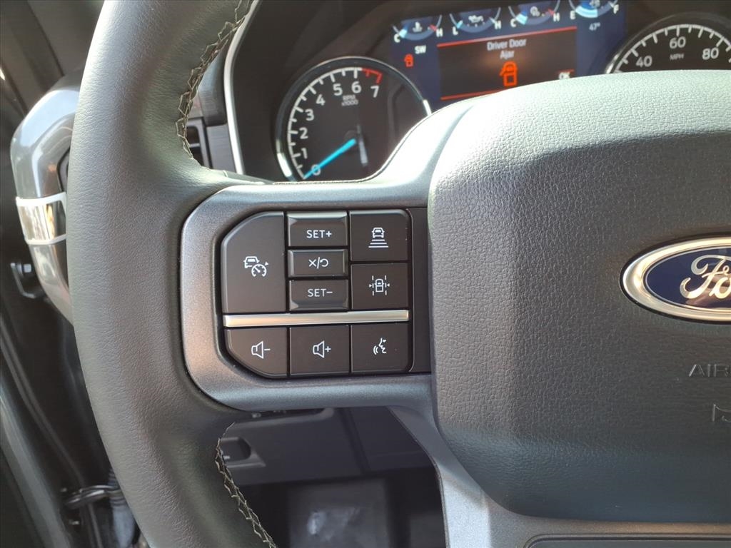 Ford F-150 XLT SuperCrew 5.5-ft. Bed 4WD 2023