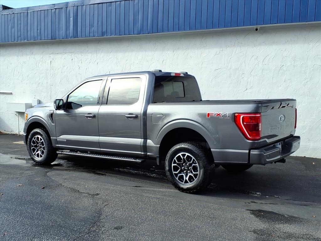 Ford F-150 XLT SuperCrew 5.5-ft. Bed 4WD 2023