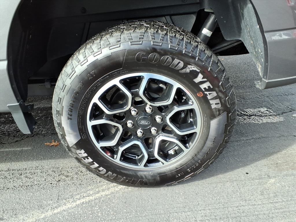 Ford F-150 XLT SuperCrew 5.5-ft. Bed 4WD 2023